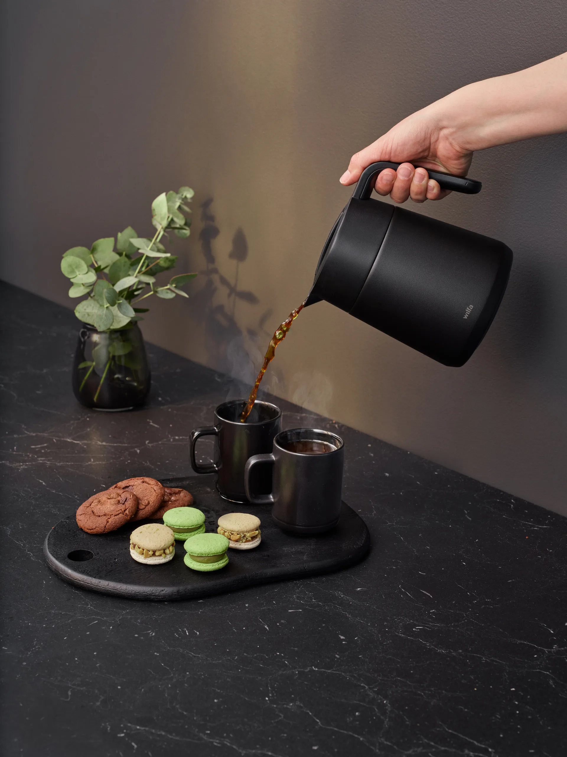 Wilfa Performance termoskannu 1,25 L., Musta Wilfa