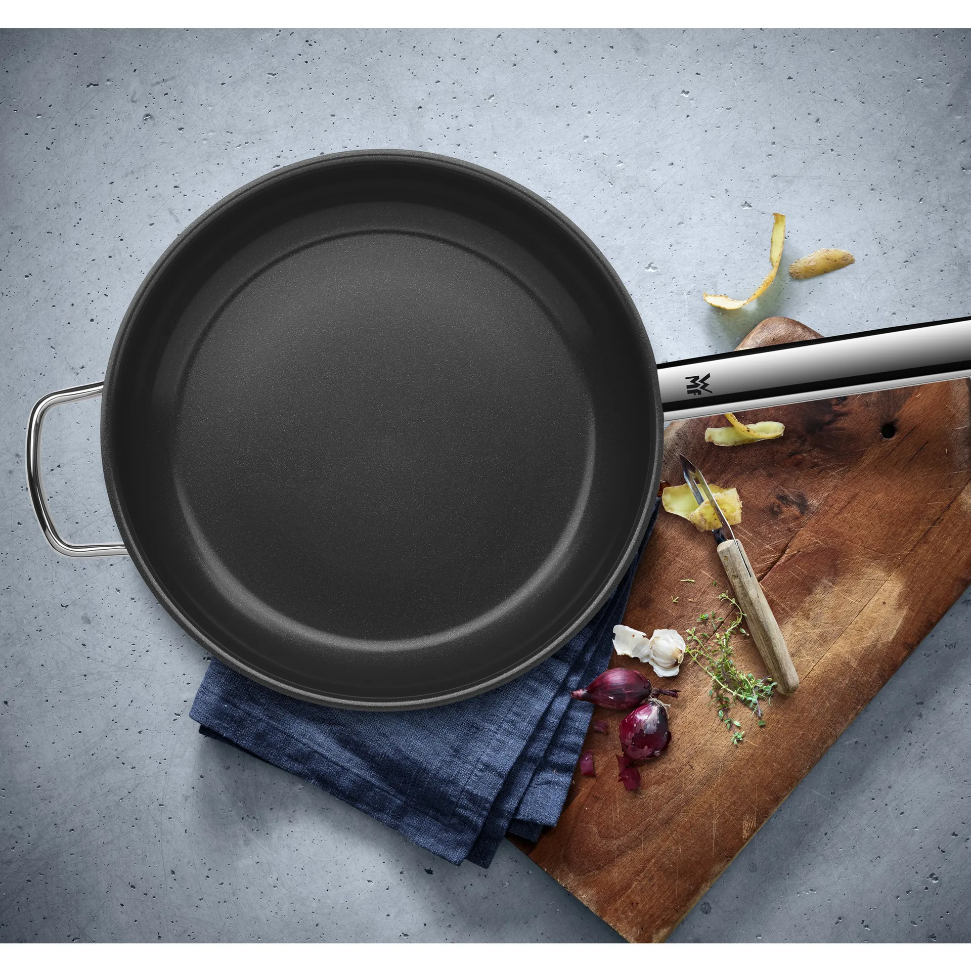 Durado sauteuse-pannu cromargan, 28 cm  WMF