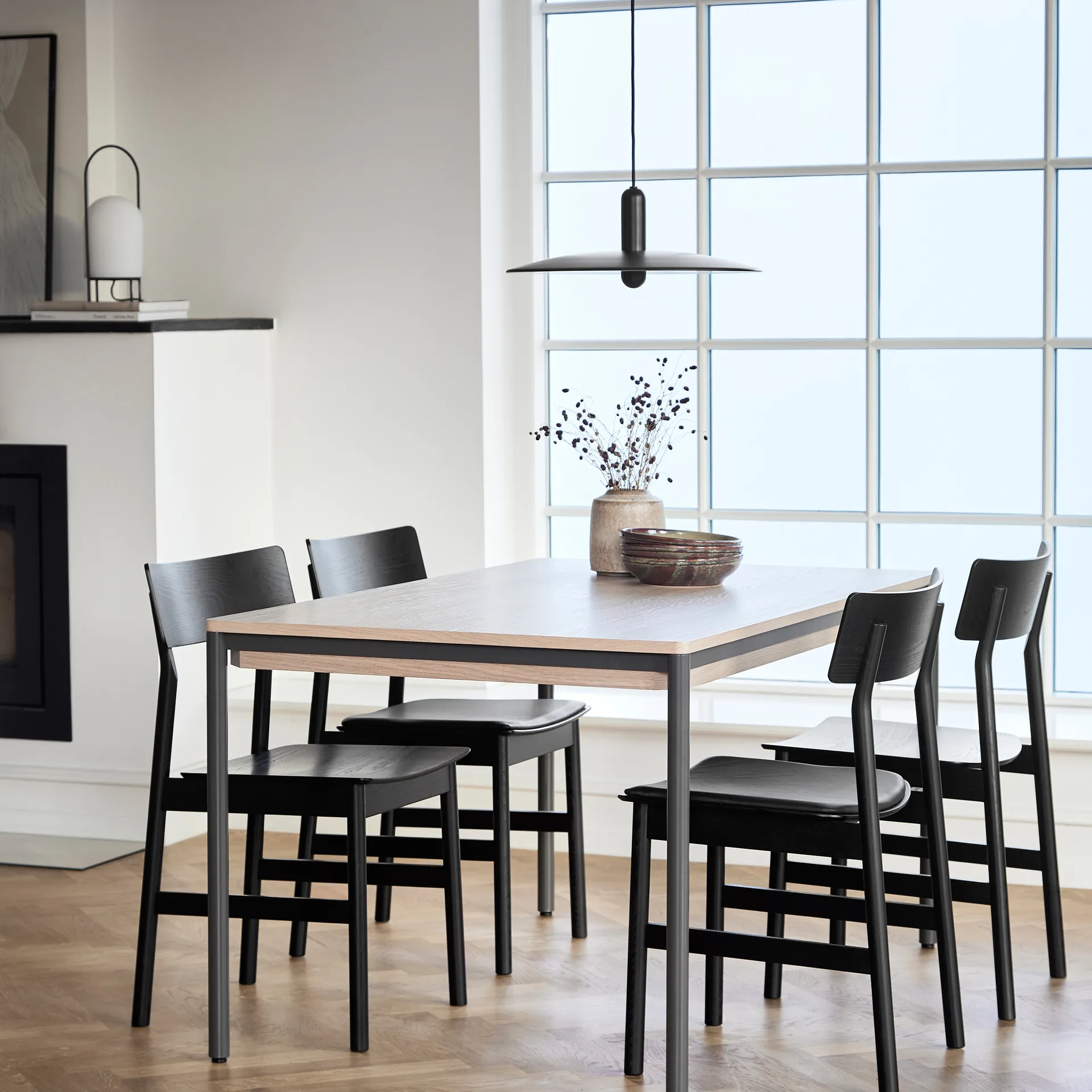 Ghost pöytävalaisin, Musta-Valkoinen opaalilasi Woud