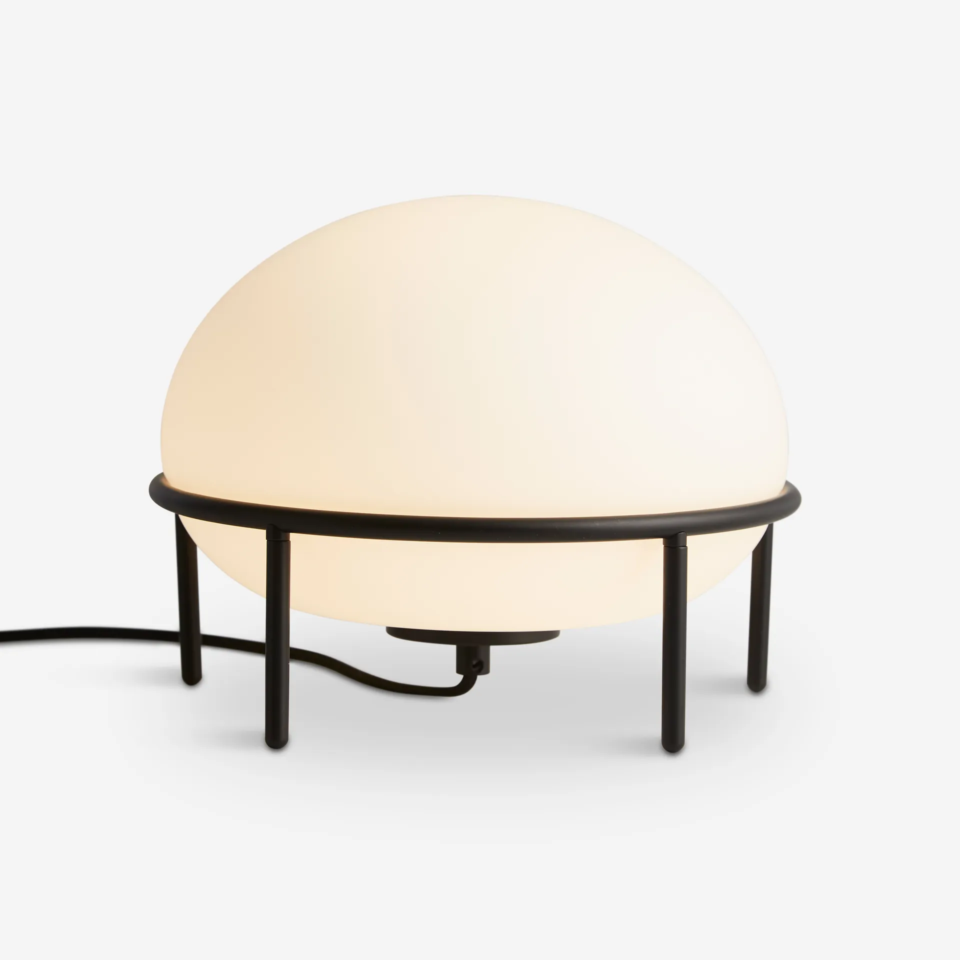 Pump pöytävalaisin, musta, opaali Woud