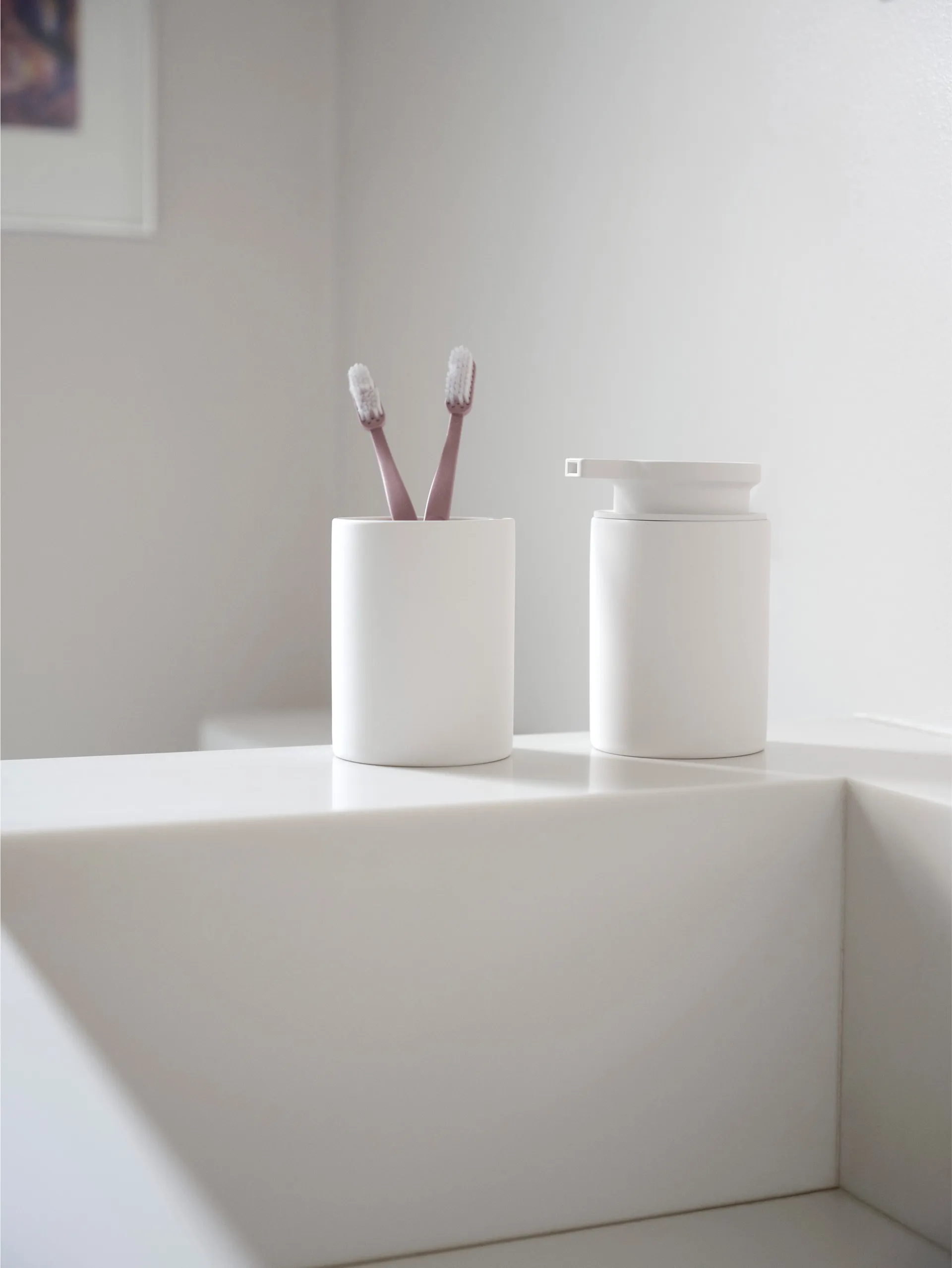 Karma hammasharjamuki, Valkoinen Zone Denmark