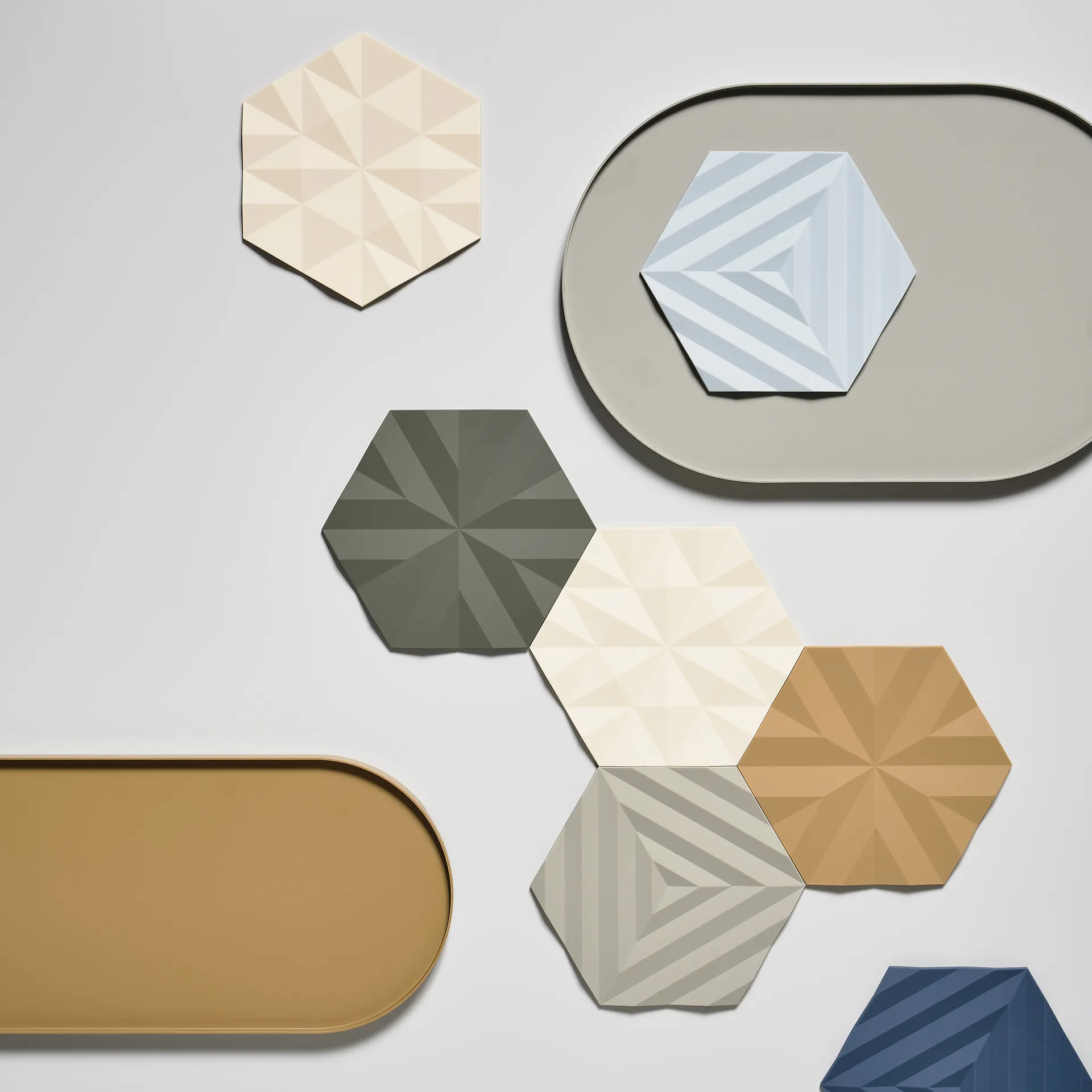 Ori Flake -pannunalunen 14x16 cm, Olive taupe Zone Denmark