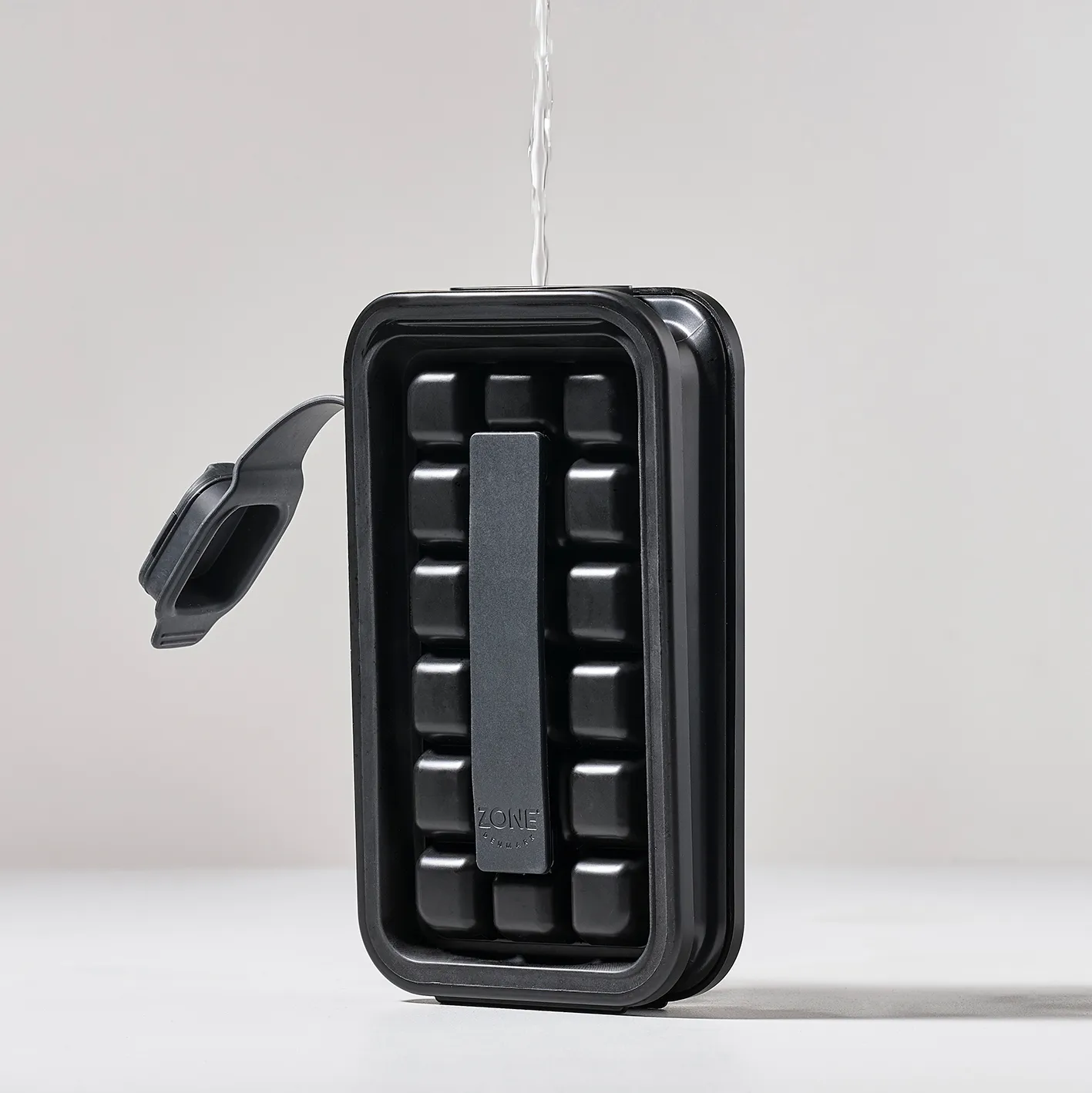 Rocks jäämuotti, Musta Zone Denmark