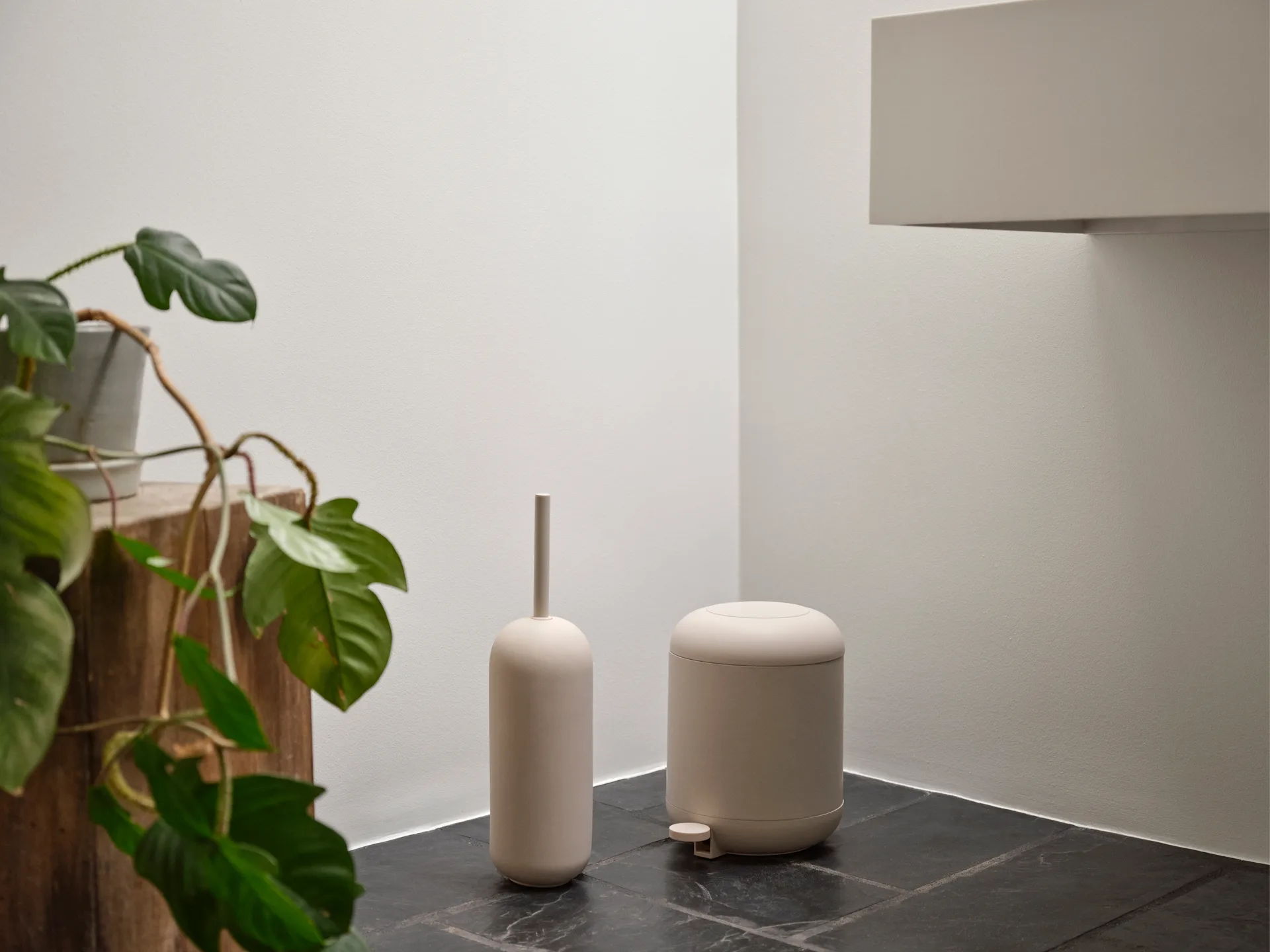 Sensu WC-harja Ø11,8x41 cm, Hiekka Zone Denmark