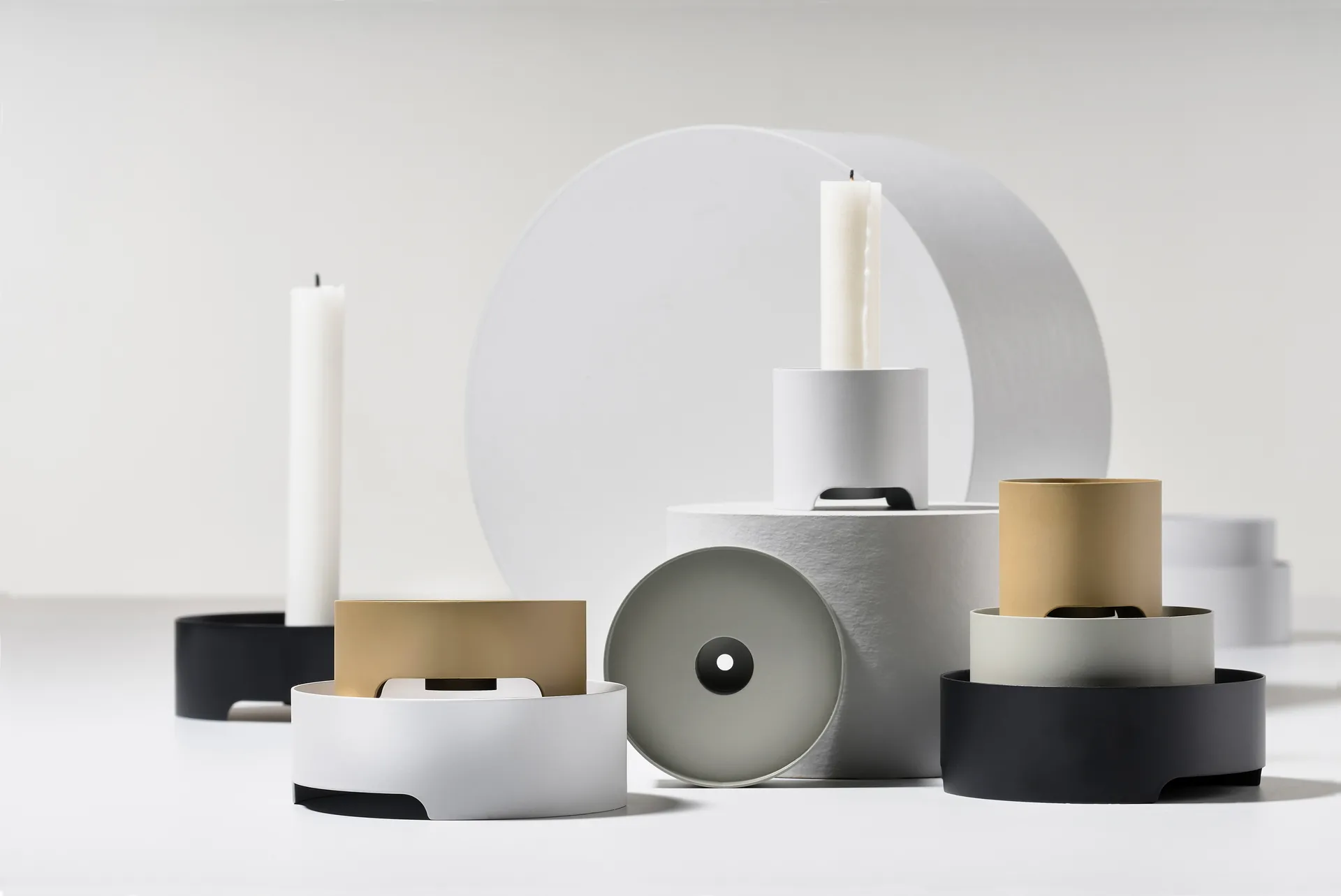 Singles kynttilänjalka Ø 9 cm, Khaki Zone Denmark