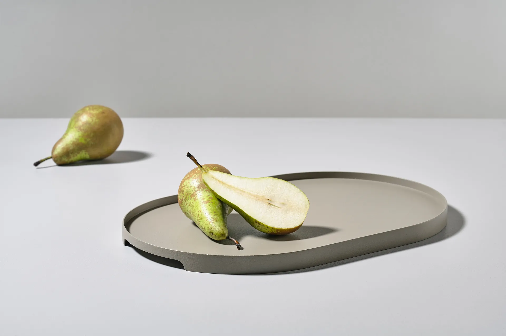 Singles tarjotin ovaali 23 x 35 cm, Mud Zone Denmark