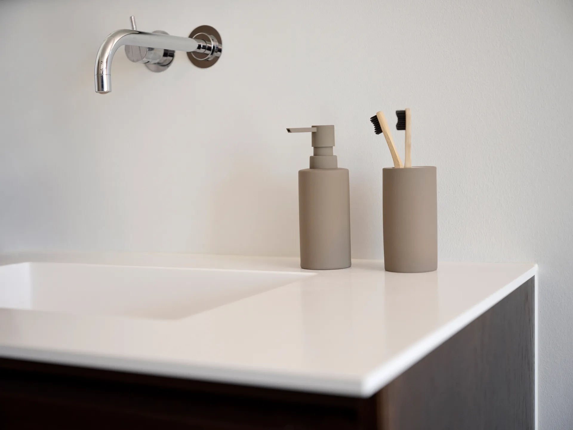 Solo saippuapumppu, Taupe Zone Denmark