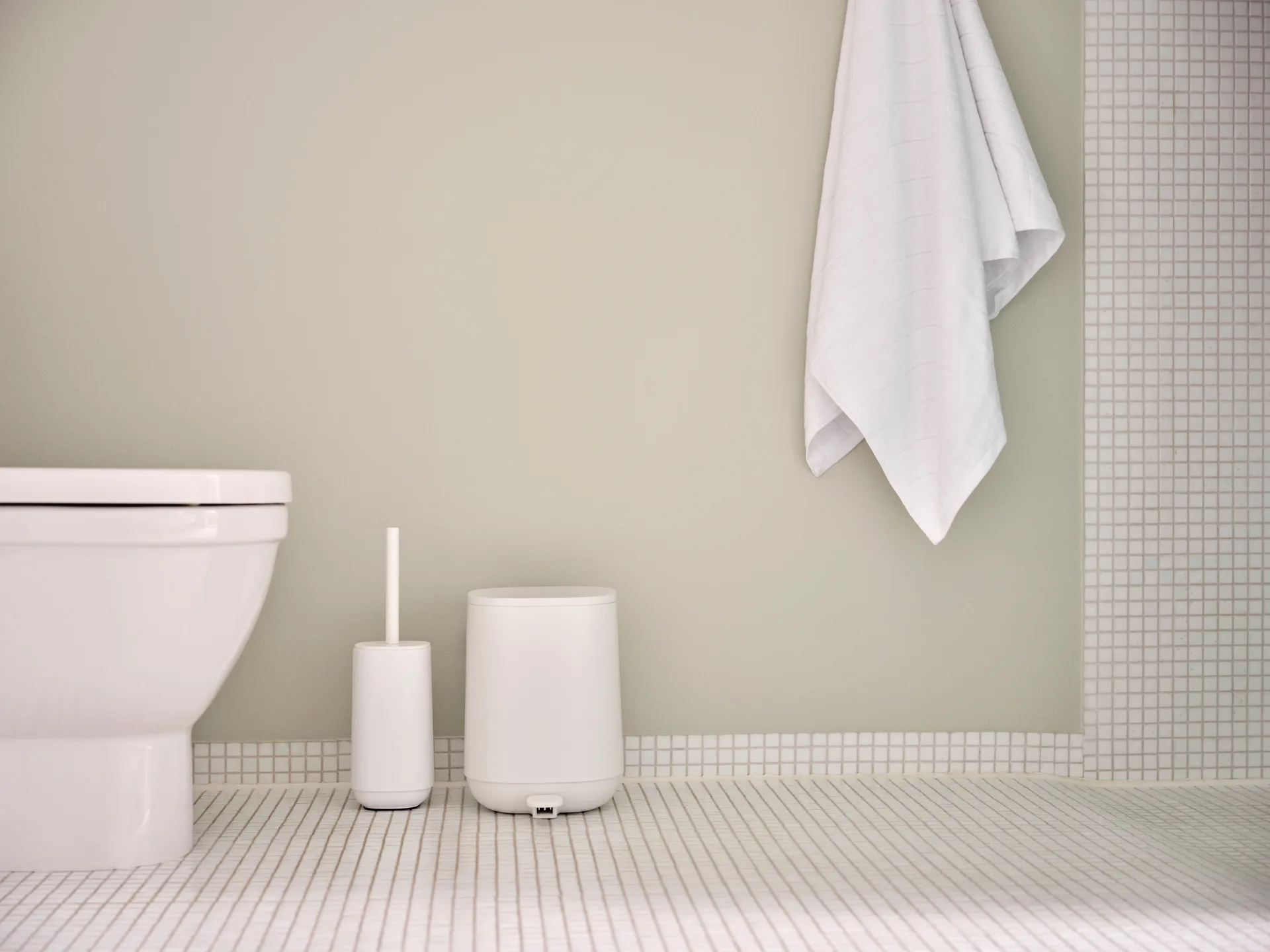 Time kylpypyyhe 70x140 cm, Valkoinen Zone Denmark