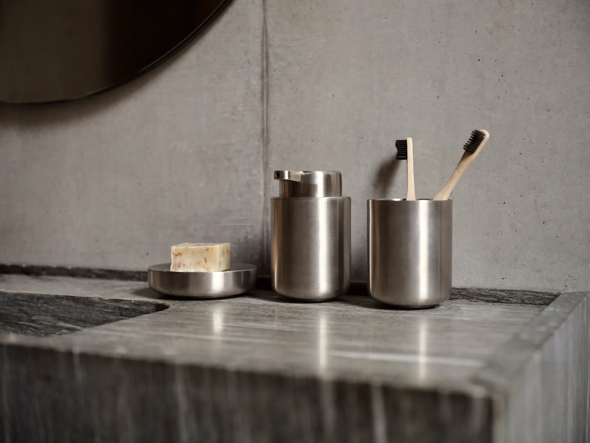 Ume hammasharjamuki, Teräs Zone Denmark