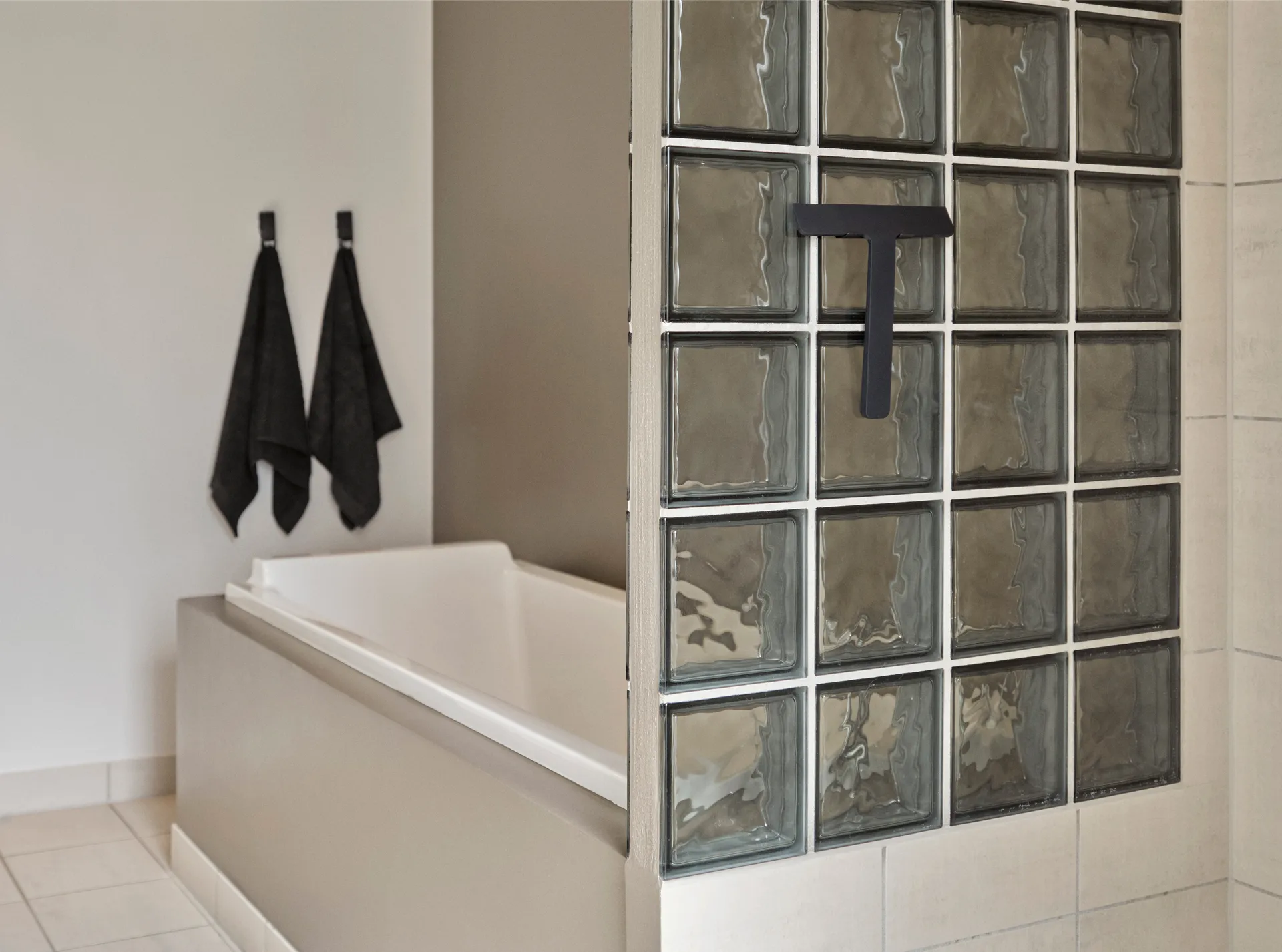 Ume-koukku, Black Zone Denmark