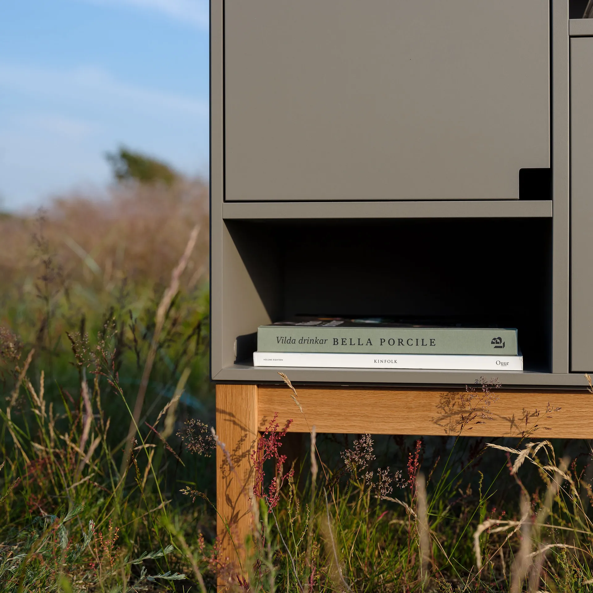 Citti 6x3 kaappi, Mole grey-runko tammea mattalakattu Zweed