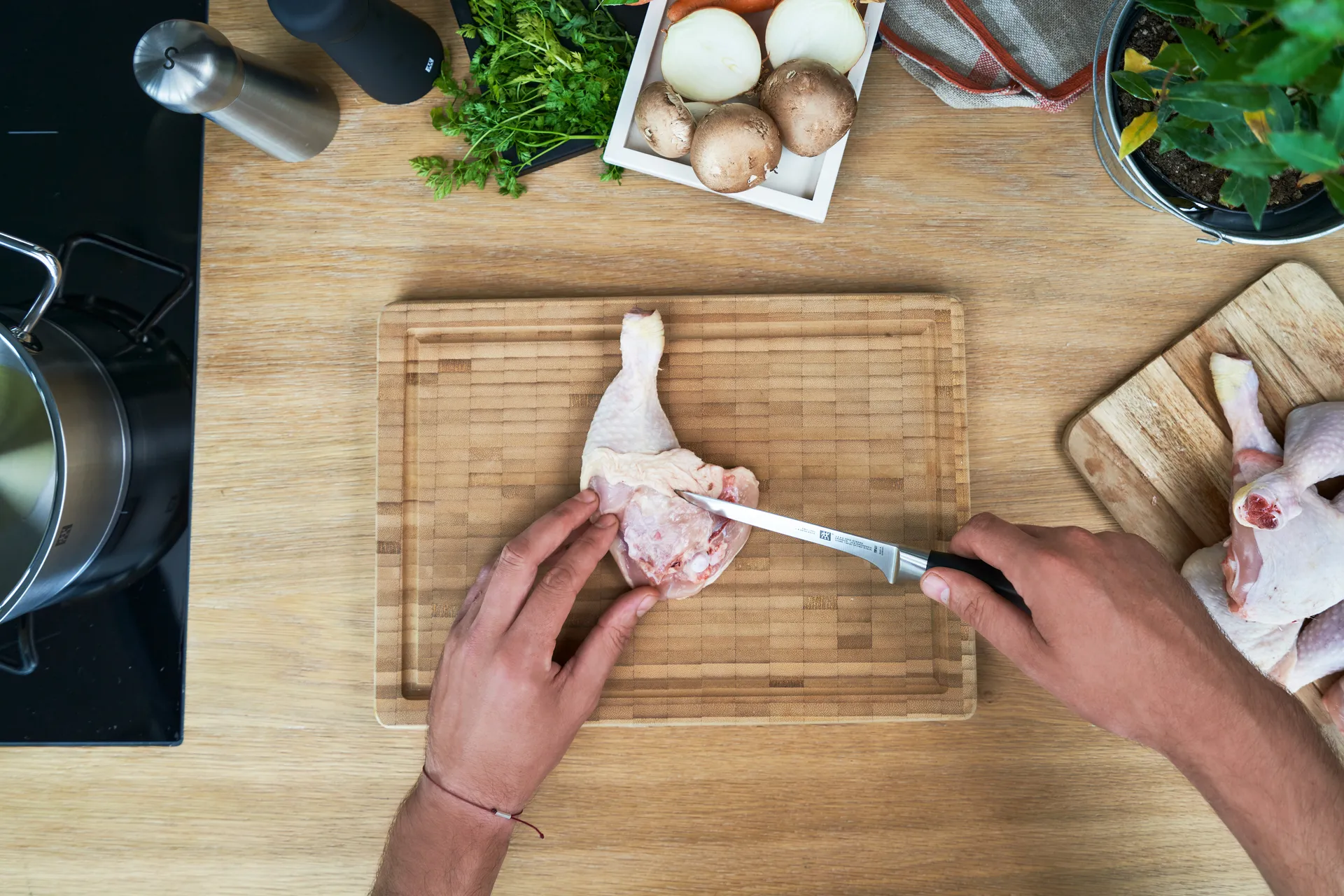 Zwilling Four star luukon veitsi 14 cm, Musta-ruostumaton teräs Zwilling