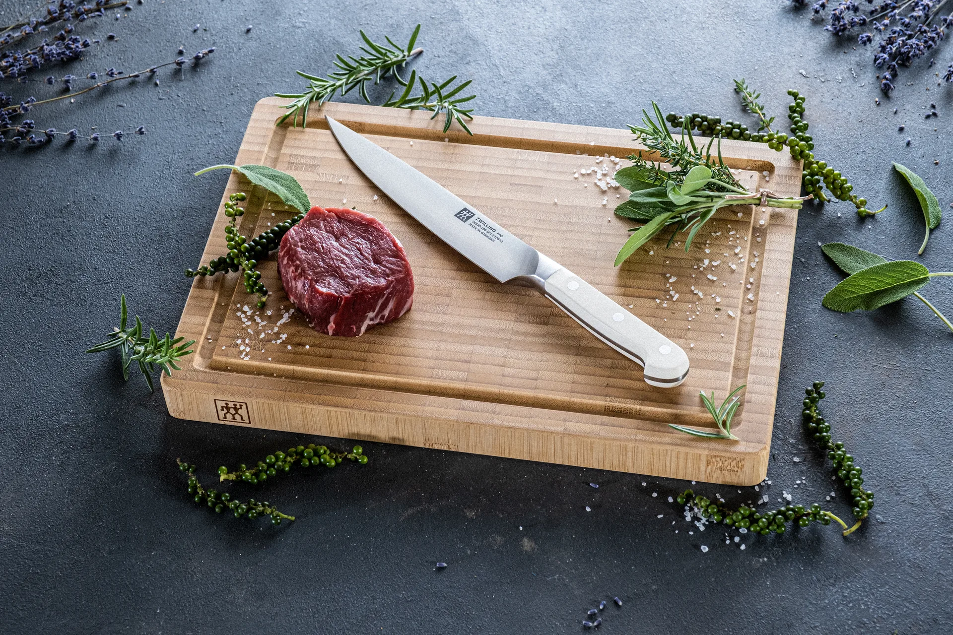 Zwilling pro le blanc fileeraus-/lihaveitsi 20 cm, Valkoinen-ruostumaton teräs Zwilling