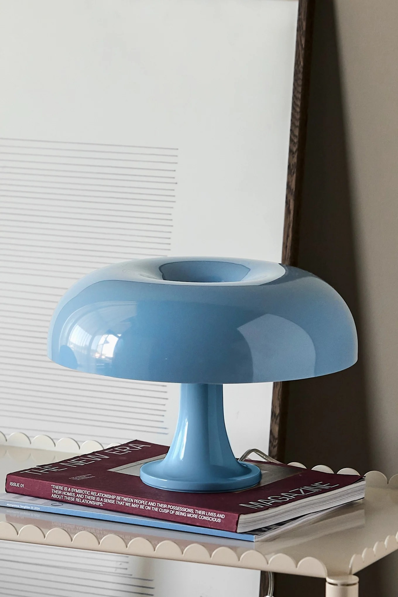 Artemiden vaaleansininen Nessino - valaiseva suosikki, jolla voi sisustaa skandinaavisten sisustustrendien 2025 mukaisesti. 