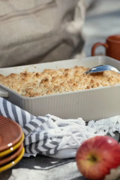 Syksyn To-Do listassa annamme sinulle paljon vinkkejä siitä, mitä voit tehdä tänä syksynä skandinaaviseen tyyliin - esimerkiksi leipoa herkullista omenapiirakkaa.