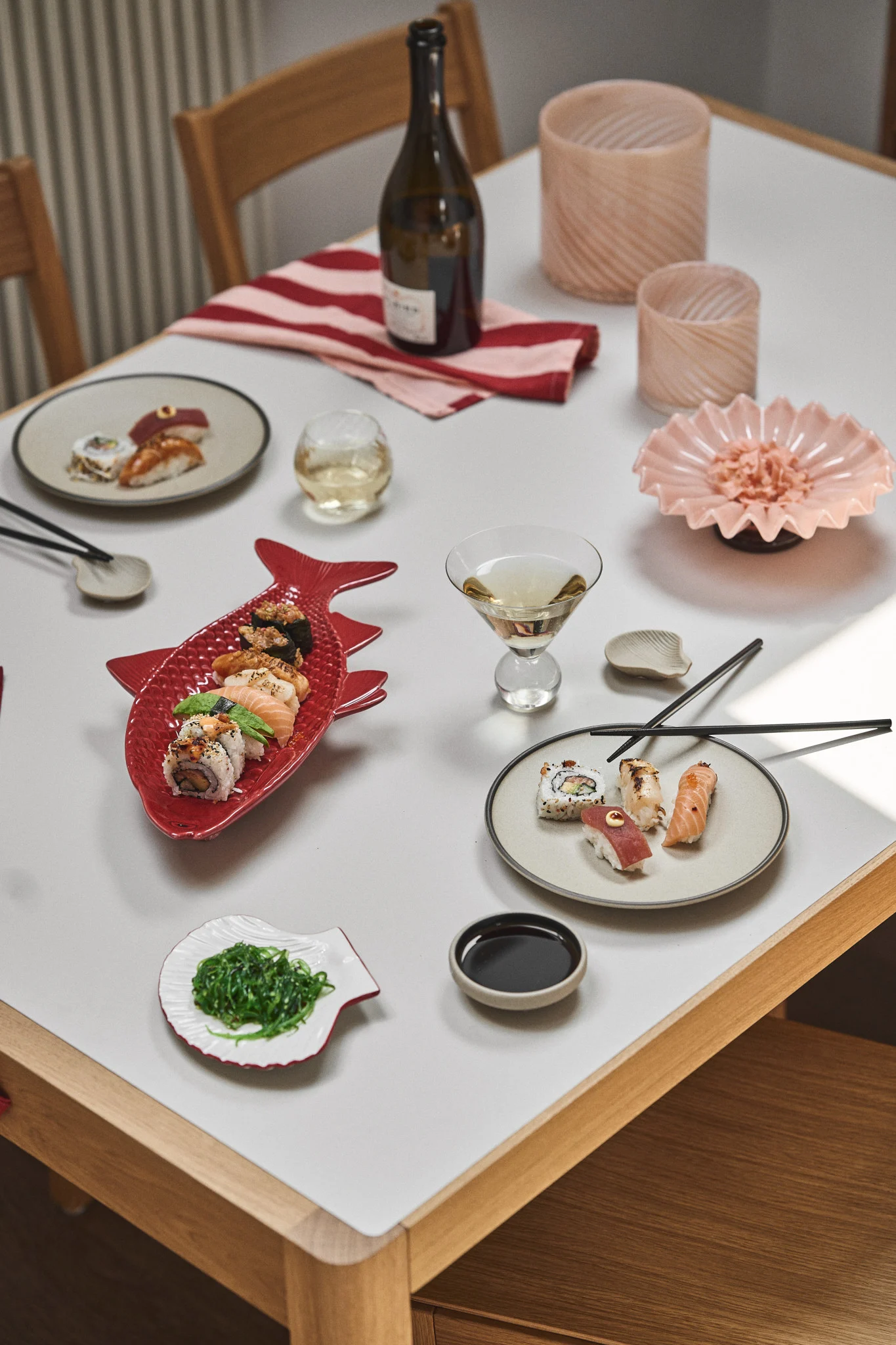 Ystävänpäivälahja: Järjestä sushi-ilta ja tarjoile sushi tyylikkäästi Byonin astioilla.