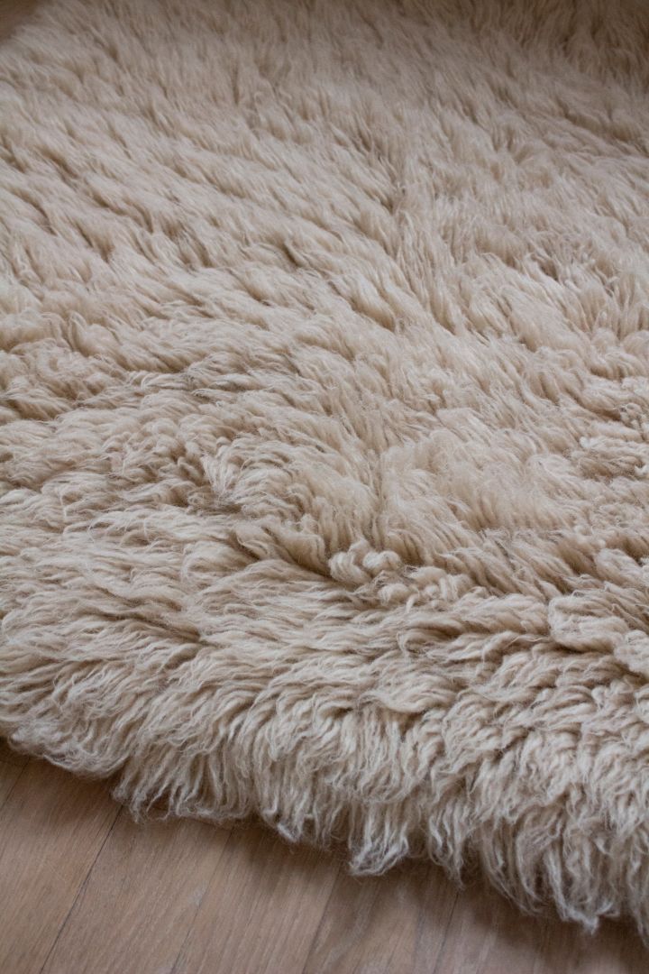 Merkin Layered Shaggy-matto oppaassamme oikean maton valintaan antaa täydellisen kodikkaan tunteen olohuoneeseen. 