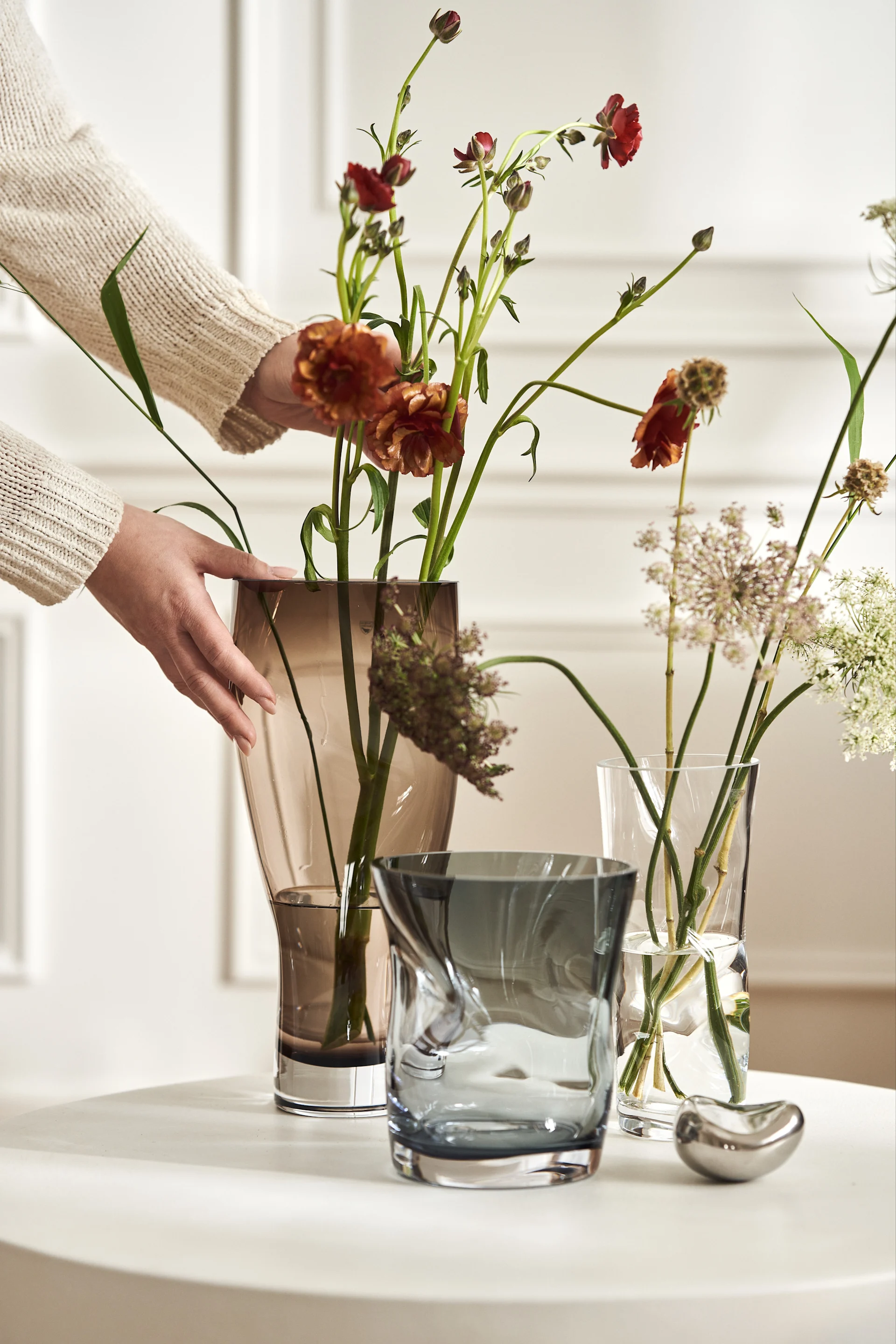 Häälahjavinkki - Merkin Orrefors Squeeze-maljakot sopivat kaikenmuotoisille kimpuille, korkeista ja kapeista mataliin ja leveisiin.