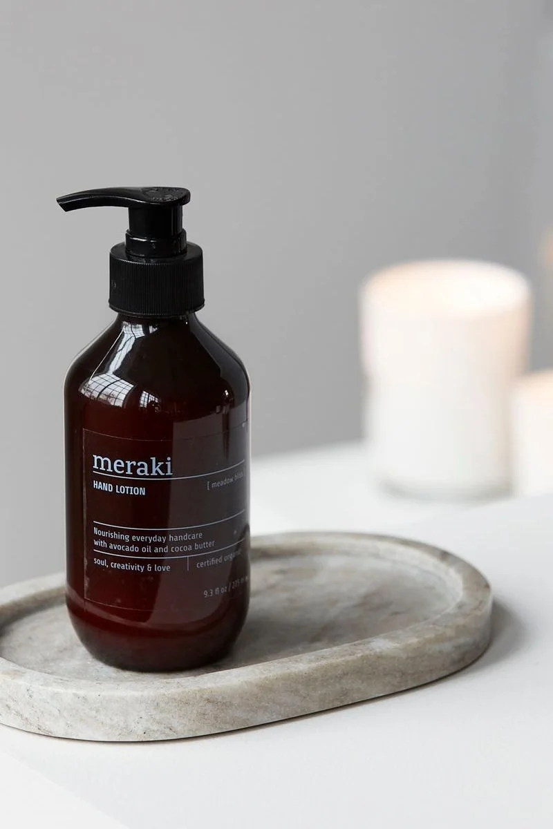 Meraki käsivoide hoitaa kovaa työtä tekeviä käsiä, joten se on loistava isänpäivälahja.