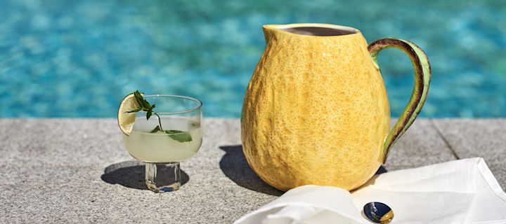 Virkistäviä kesäjuomia - kokeile virkistävää ja maukasta melonijuomaa, joka tarjoillaan Ferm Livingin trendikkäässä Ripple long drink -lasissa.