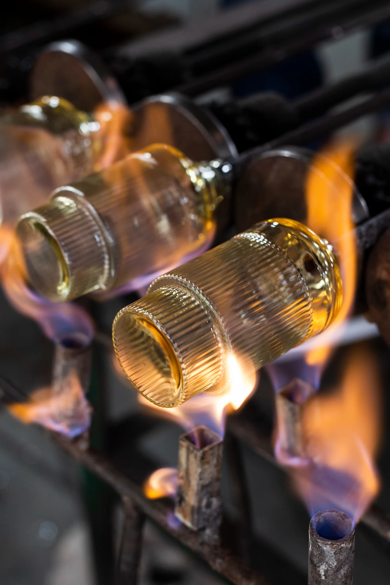 Ferm Living Ripple Long -juomalasit ovat käsinpuhallettuja, joten jokaisesta lasista tulee ainutlaatuinen.